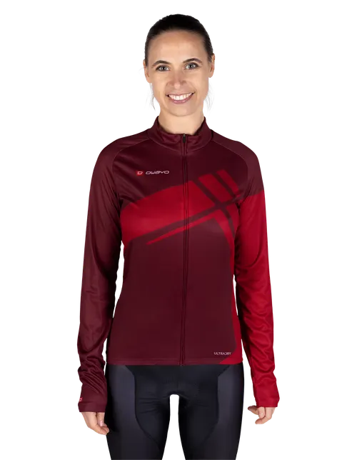 Nuestro/a modelo mide 175 cm  y lleva la talla  2