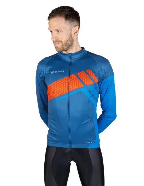 Nuestro/a modelo mide 186 cm  y lleva la talla  5