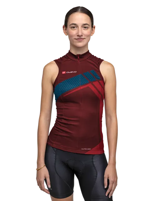 Nuestro/a modelo mide 175 cm  y lleva la talla  S1