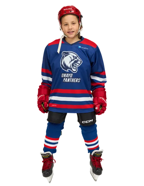 Nuestro/a modelo mide 138 cm  y lleva la talla  M