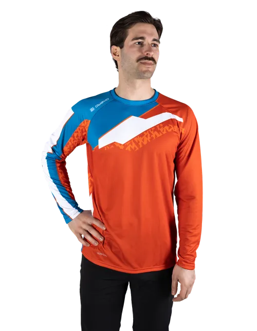 Nuestro/a modelo mide 182 cm  y lleva la talla  6