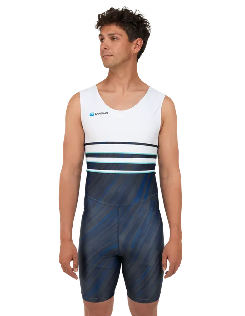 Nuestro/a modelo mide 190 cm  y lleva la talla  7 Long